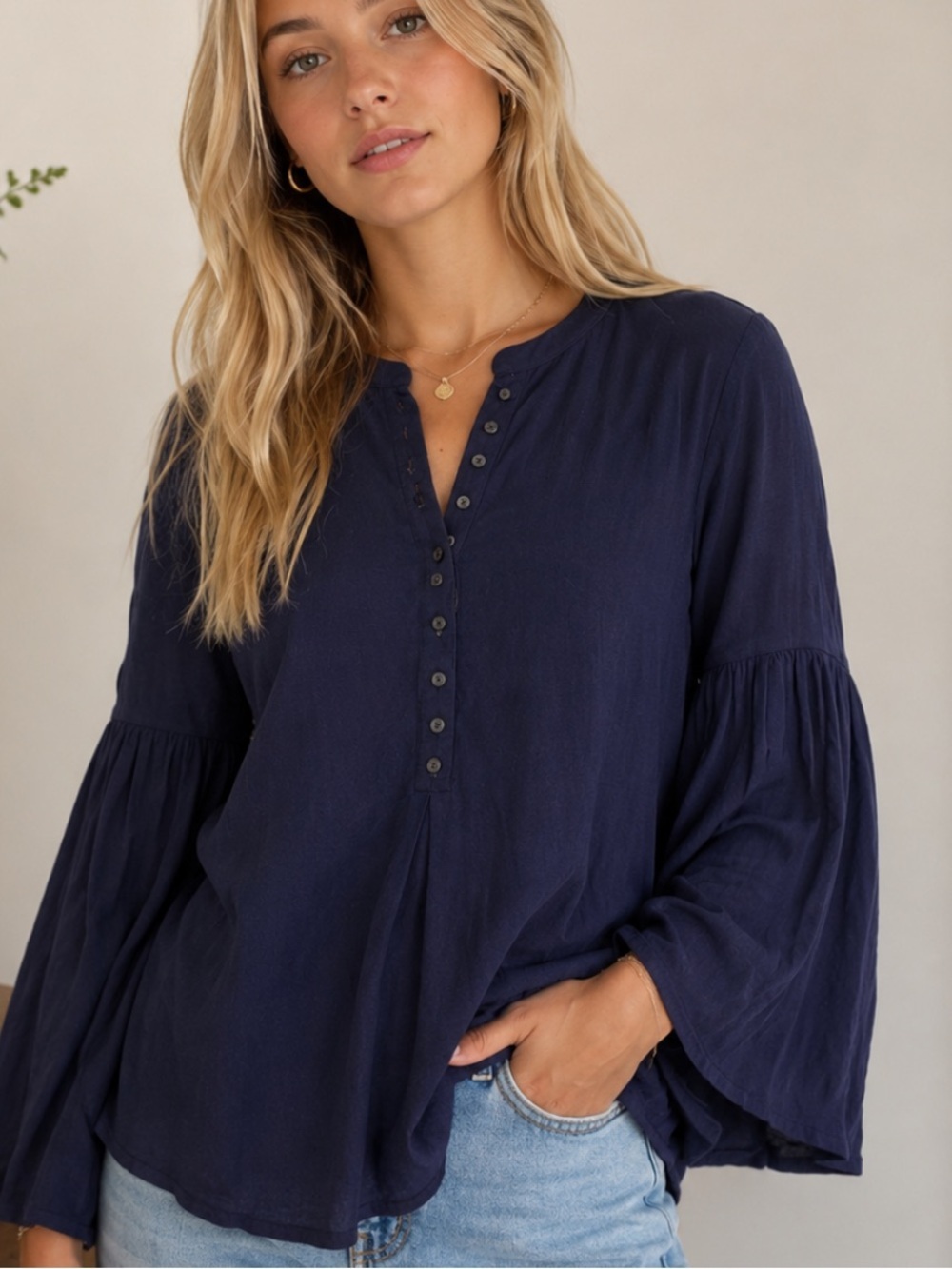 Free People Navy Blue Easy Girl Bell Sleeve Henley Top Size Medium 54632